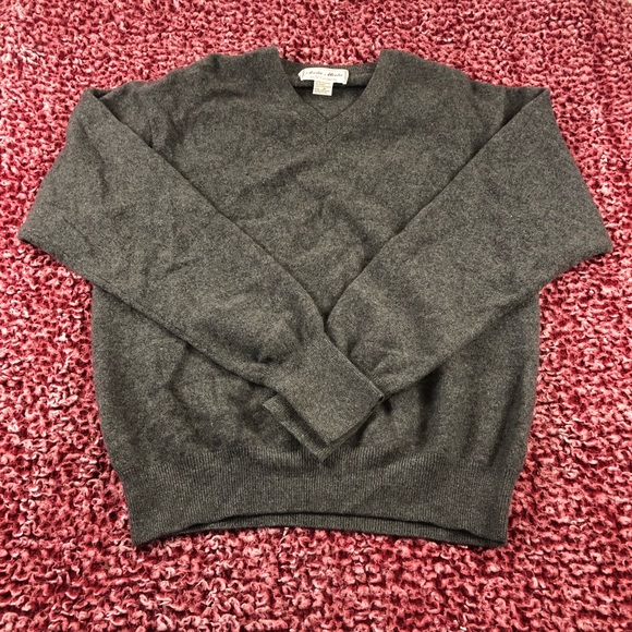 Men’s Poeta Moda Cashmere V-Neck Sweater - Picture 1 of 4